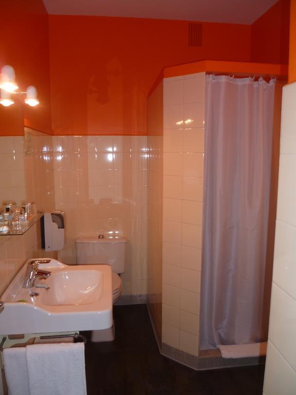Hotel La Residence Villeneuve-sur-Lot Phòng bức ảnh