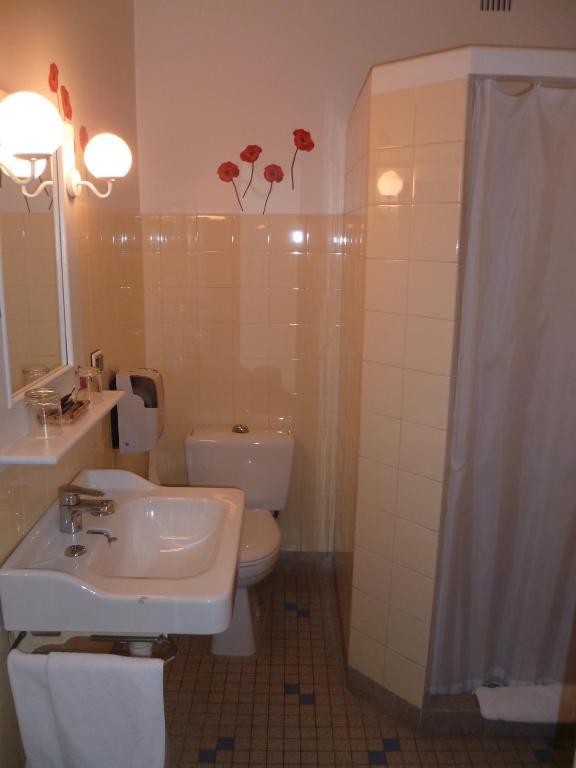 Hotel La Residence Villeneuve-sur-Lot Phòng bức ảnh